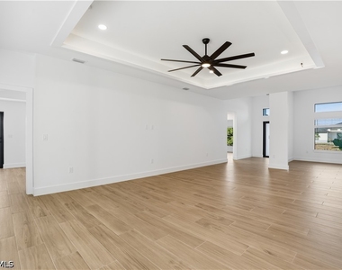 3903 15th Street Sw - Photo Thumbnail 7