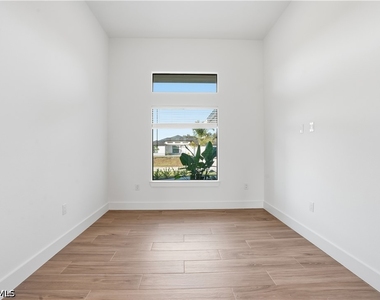 3903 15th Street Sw - Photo Thumbnail 12