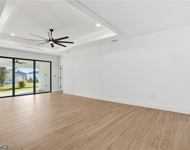 3903 15th Street Sw - Photo Thumbnail 6