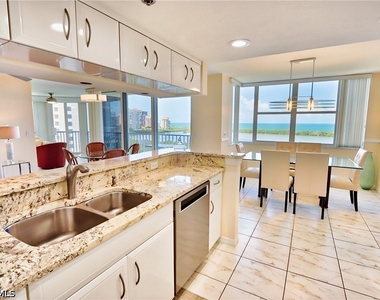 5550 Heron Point Drive - Photo Thumbnail 1