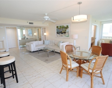 5550 Heron Point Drive - Photo Thumbnail 5