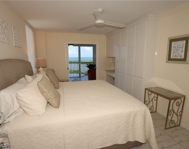 5550 Heron Point Drive - Photo Thumbnail 13
