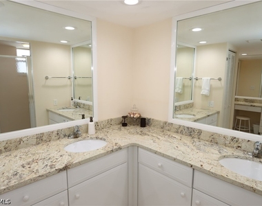 5550 Heron Point Drive - Photo Thumbnail 15