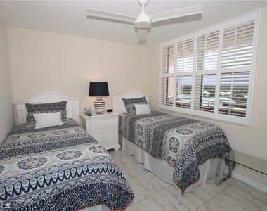 5550 Heron Point Drive - Photo Thumbnail 17