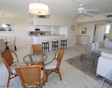 5550 Heron Point Drive - Photo Thumbnail 8