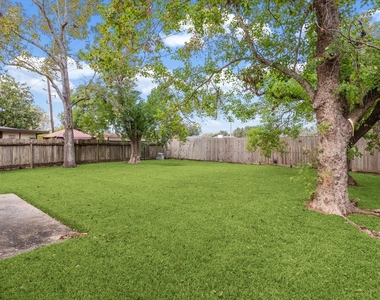2723 N Brompton Drive - Photo Thumbnail 20