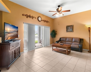 12141 Summergate Circle - Photo Thumbnail 8