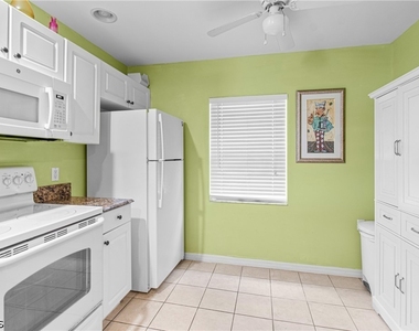 12141 Summergate Circle - Photo Thumbnail 15