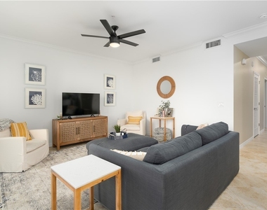 43030 Greenway Boulevard - Photo Thumbnail 9