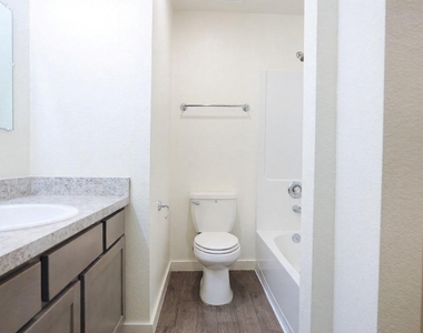21155 Gosling Road - Photo Thumbnail 6