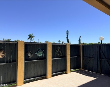 1608 Se 28th Terrace - Photo Thumbnail 25