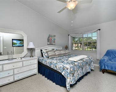 19999 Lake Vista Circle - Photo Thumbnail 10