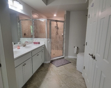 10700 Palazzo Way - Photo Thumbnail 14