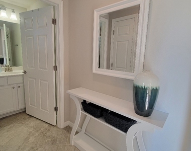 10700 Palazzo Way - Photo Thumbnail 6