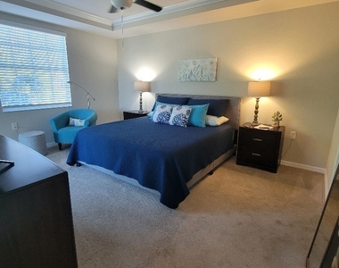 10700 Palazzo Way - Photo Thumbnail 12