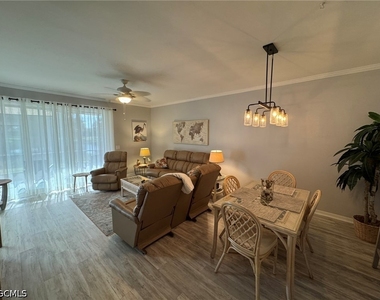 14980 Vista View Way - Photo Thumbnail 4