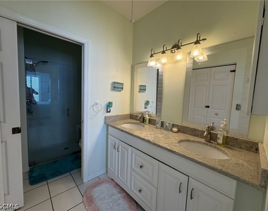 14980 Vista View Way - Photo Thumbnail 13