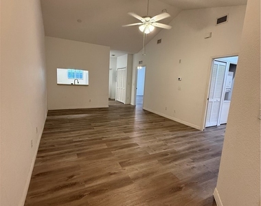 8416 Bernwood Cove Loop - Photo Thumbnail 2