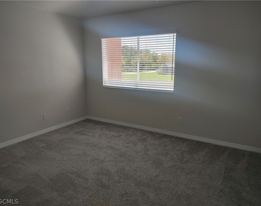 2434 Laurentina Lane - Photo Thumbnail 10