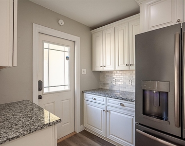 1171 Park Meadow Drive - Photo Thumbnail 7