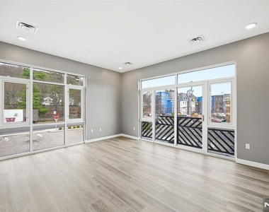 271 Millburn - Photo Thumbnail 13