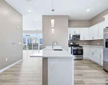 271 Millburn - Photo Thumbnail 8