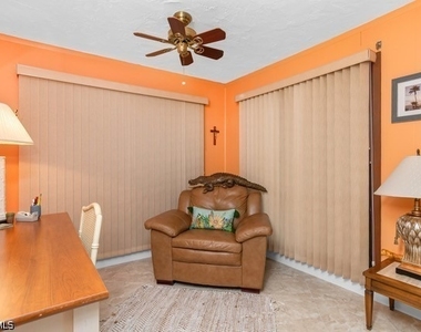 4300 Belair Lane - Photo Thumbnail 9