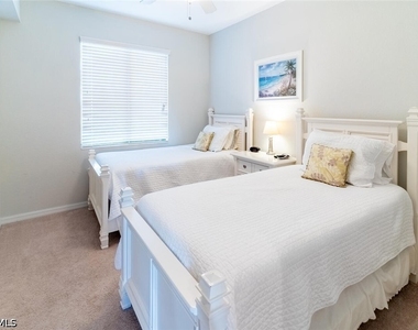 9731 Acqua Court - Photo Thumbnail 19
