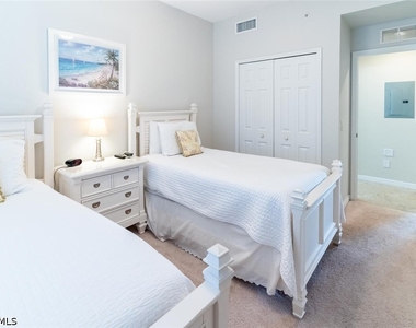 9731 Acqua Court - Photo Thumbnail 20