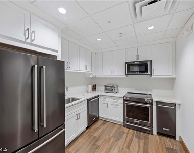 6075 Pelican Bay Boulevard - Photo Thumbnail 46
