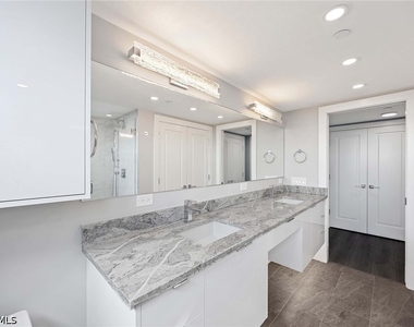 6075 Pelican Bay Boulevard - Photo Thumbnail 27