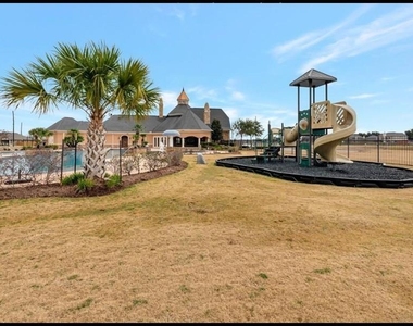 5514 Handlewood Lane - Photo Thumbnail 3