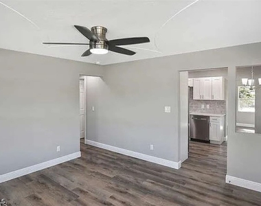 5457 9th Avenue - Photo Thumbnail 8