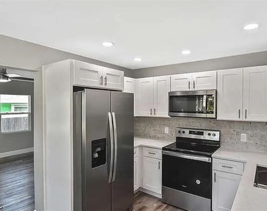 5457 9th Avenue - Photo Thumbnail 24