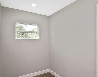 5457 9th Avenue - Photo Thumbnail 30