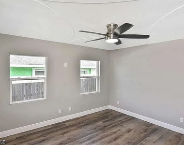5457 9th Avenue - Photo Thumbnail 2