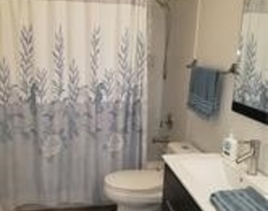 2448 Hidden Lake Drive - Photo Thumbnail 11