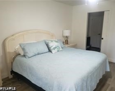 2448 Hidden Lake Drive - Photo Thumbnail 17