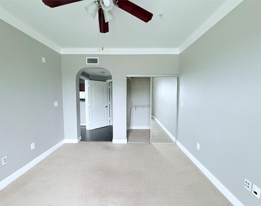 2299 Lone Star Drive - Photo Thumbnail 5