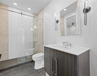 1836 Harbor Lane - Photo Thumbnail 24