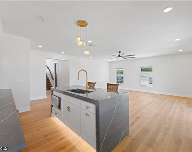 1836 Harbor Lane - Photo Thumbnail 30
