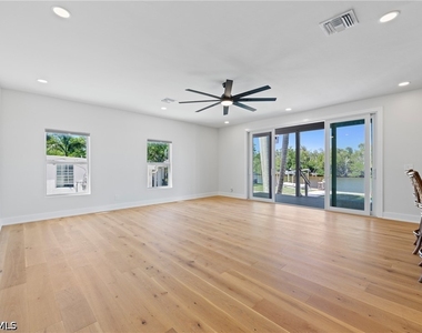 1836 Harbor Lane - Photo Thumbnail 28