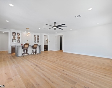 1836 Harbor Lane - Photo Thumbnail 27