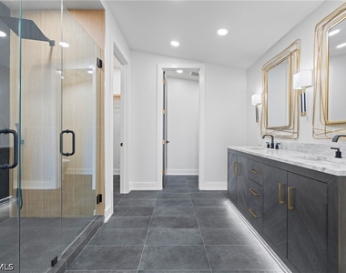 1836 Harbor Lane - Photo Thumbnail 17