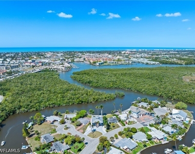1836 Harbor Lane - Photo Thumbnail 37