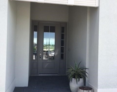 6003 Diamonte Place - Photo Thumbnail 2