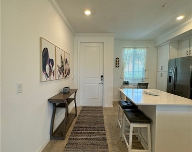 6034 National Boulevard - Photo Thumbnail 12