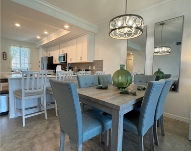 6034 National Boulevard - Photo Thumbnail 9