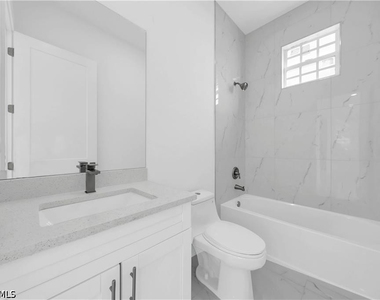 3312 11th Street W - Photo Thumbnail 11