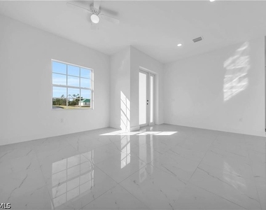 3312 11th Street W - Photo Thumbnail 18